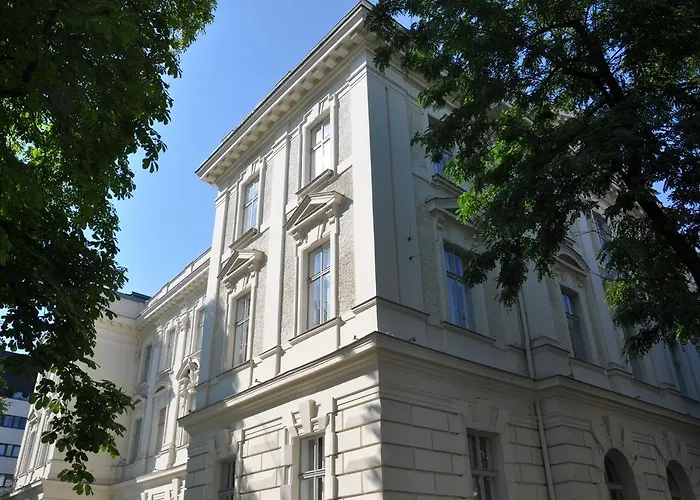 Vienna Suites